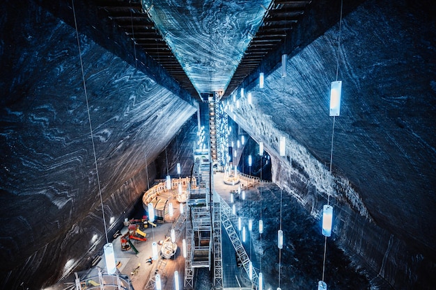 Unterirdischer Freizeitpark im großen Salzbergwerk Salina Turda Turda in Rumänien Siebenbürgen Beliebtes Touristenziel