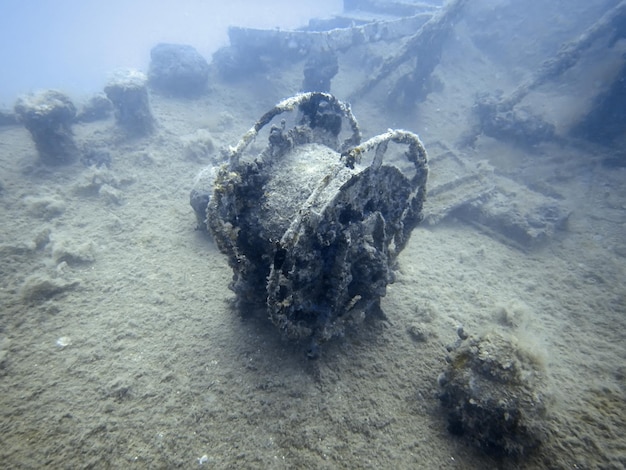 Unterwasser Wrack. Schiffswrack unter Wasser.