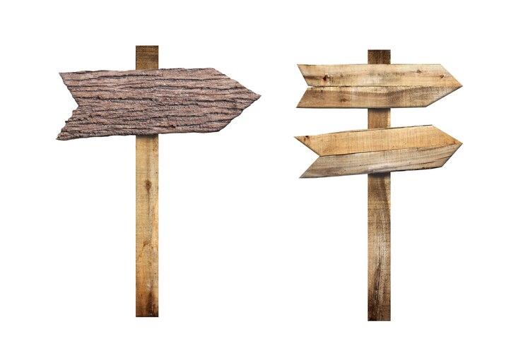 Unterzeichnen Sie Holz isoliert auf weißem Hintergrund für Design in Ihrem Arbeitskonzept.