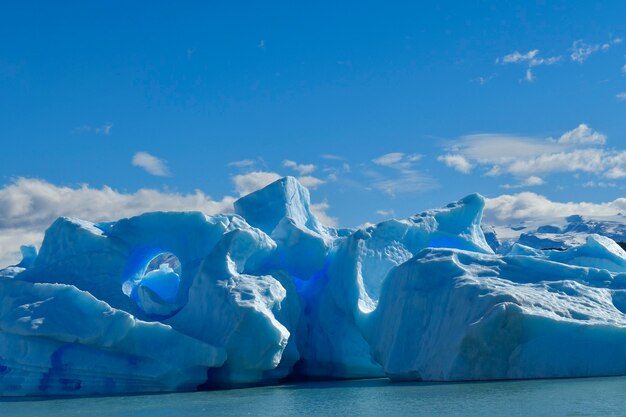 El Upsala es un glaciar patagónico que desemboca en el lago Argentino.