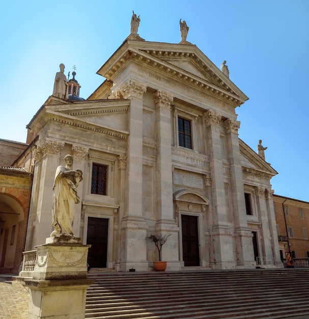 Urbino Vista de la Catedral