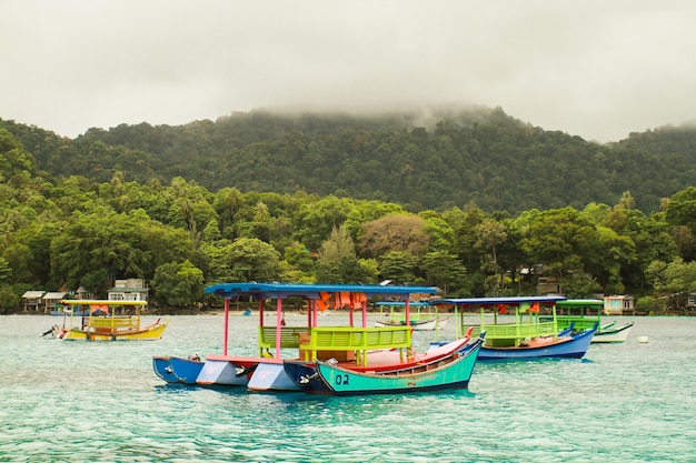 Urlaub auf der Insel Weh, Acehnese