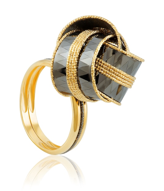 Ursprünglicher weiblicher Ring aus Gold. Ein kostbares Geschenk für eine Frau.