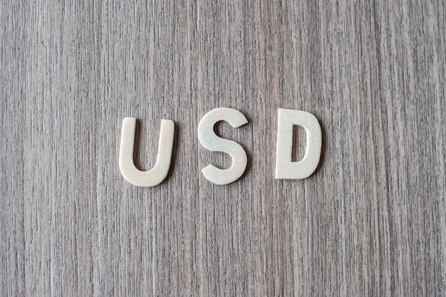 USD palabra de las letras del alfabeto de madera. Concepto de negocio, finanzas y idea