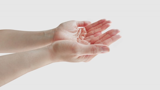Use desinfectante para manos para evitar la limpieza y la infección.