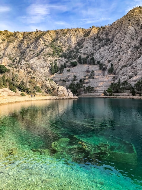 Uvala Zavratnica Croácia baía croata mar turquesa água clara natureza incrível