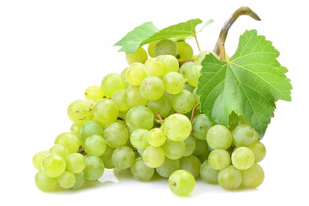 Foto uvas em um branco