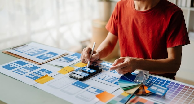 UX diseñador gráfico planificación aplicación proceso desarrollo prototipo estructura alámbrica para web teléfono inteligente Agencia de desarrollo digital creativa