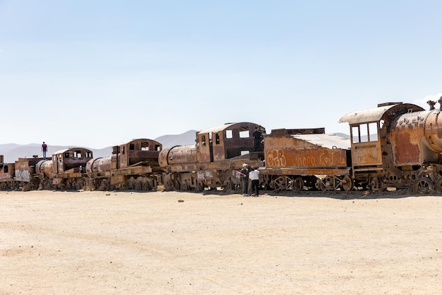 Uyuni Bolivia 10152023 Cementerio de trenes en Uyuni Bolivia