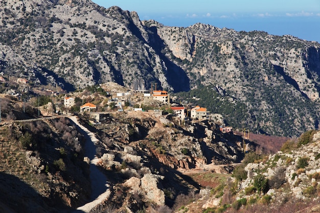 Foto vale de kadisha nas montanhas do líbano