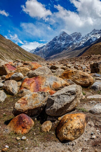 Vale Lahaul na Índia, Himalaia, Índia