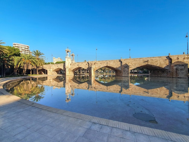 Valencia, el Puente del Mar y entorno