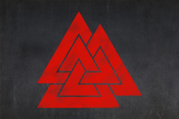 Valknut dibujado en una pizarra