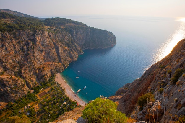 El valle de las mariposas Kelebekler Vadisi en la ciudad de Fethiye, Turquía