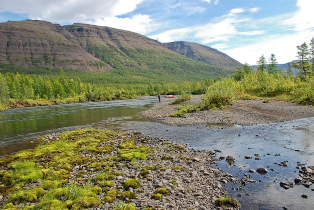 El valle del río Mikchangda