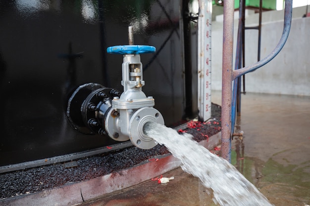 Válvula de agua de flujo de drenaje de aceite del tanque a presión