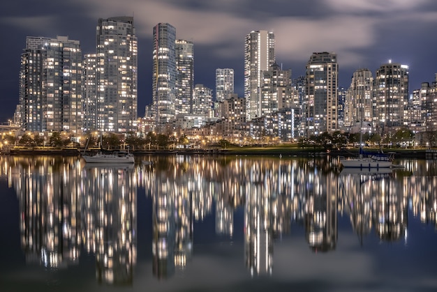 Vancouver de noche