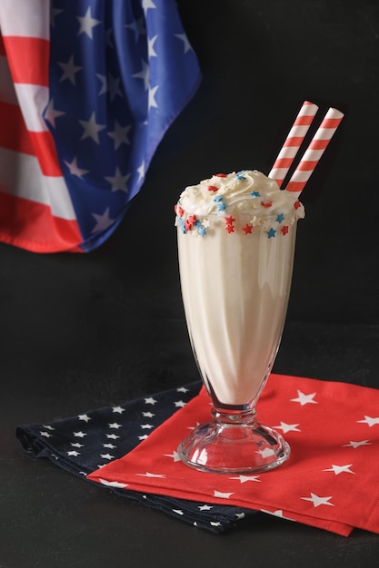 Vanillemilchshake zum Patriotischen Unabhängigkeitstag in den USA