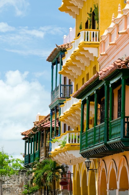 Foto varandas coloniais cartagena das índias departamento de bolívar colômbia américa do sul