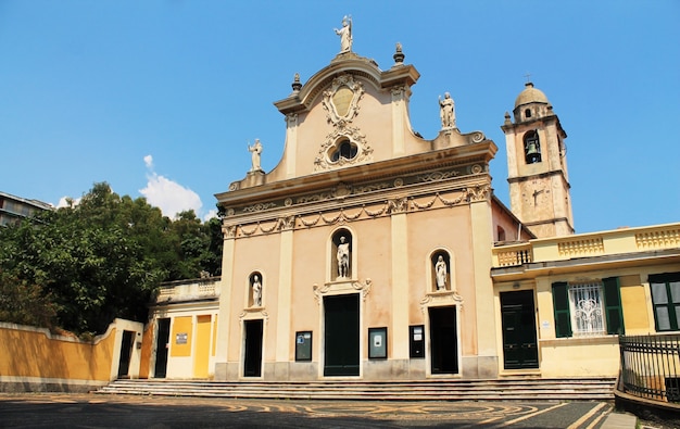 Varazze-Stadt Italien Kirche der Heiligen Nazario und Celso-Marksteinarchitektur