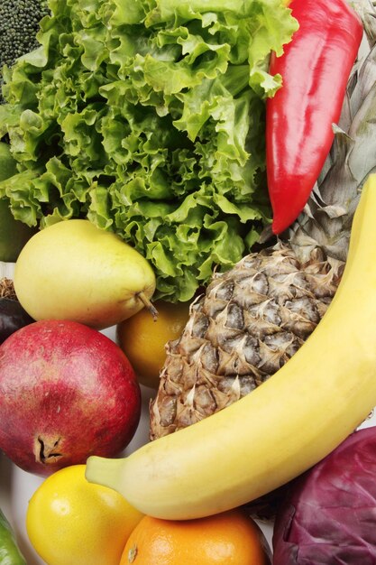 Várias frutas e legumes