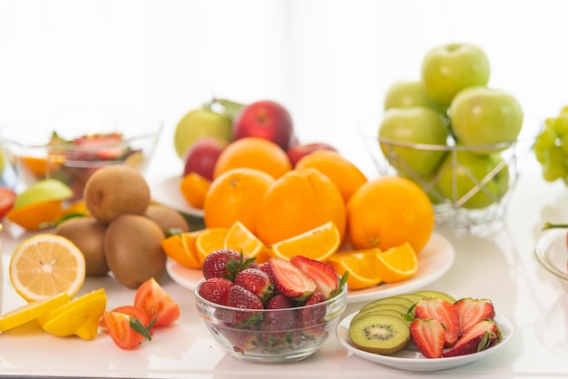 Várias frutas frescas para a saúde, frutas orgânicas