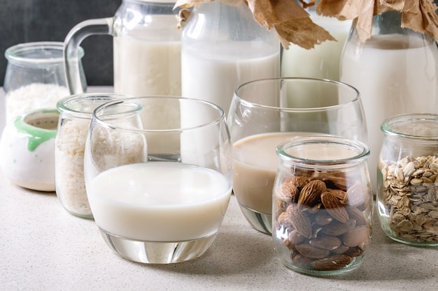 Foto variedad de leche no láctea.