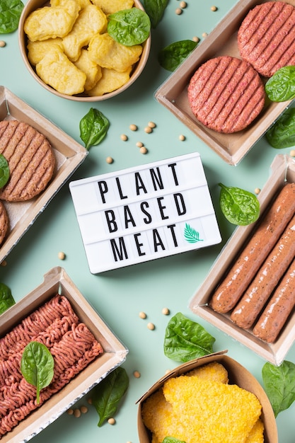 Variedade de alimentos à base de carne vegetal para reduzir a pegada de carbono