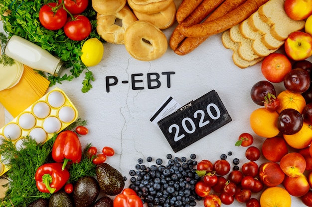 Variedade de alimentos para merenda escolar durante a garantia.