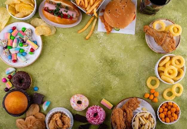 Foto variedade de vários junk food insalubre