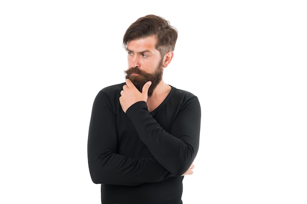 Varios estilos de barba para hombres. Mantén la barba en perfecto estado. Hipster brutal con pelo de barba sobre fondo blanco. Forma de bigote con estilo de hombre barbudo. Espacio de copia de barba de chico caucásico. Vello facial.