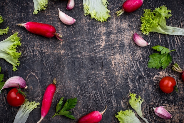 Vários vegetais orgânicos saudáveis da fazenda