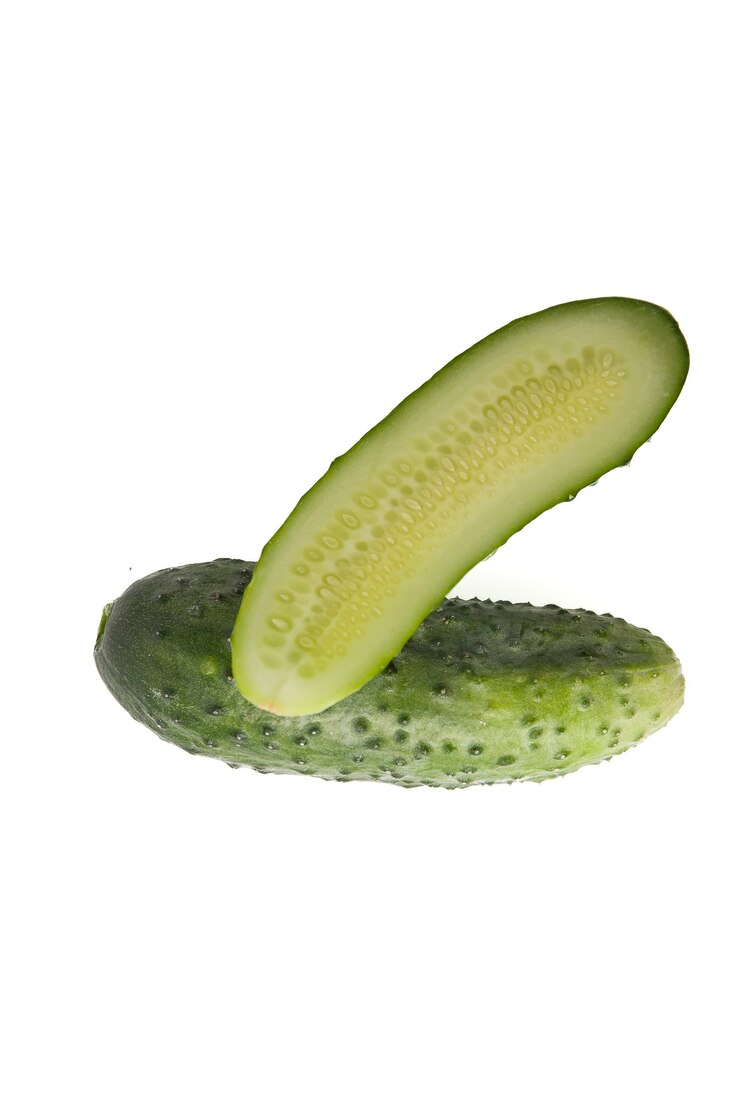 Foto vários vegetais verdes em um fundo claro, vista superior