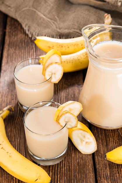 Vaso con Jugo de Plátano