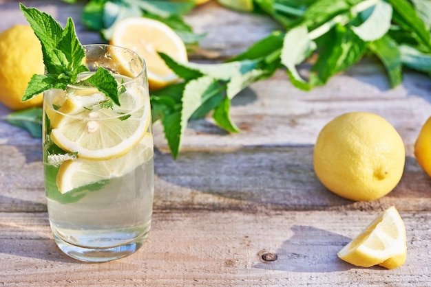 Vaso con limonada