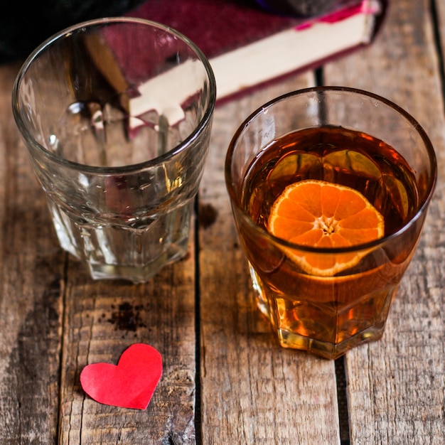 Vaso de ponche de naranja