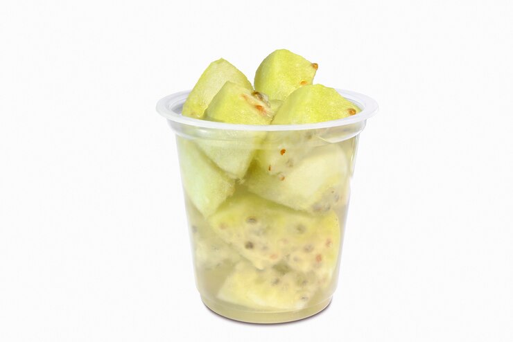 Vaso con trozos de fruta de Nopal