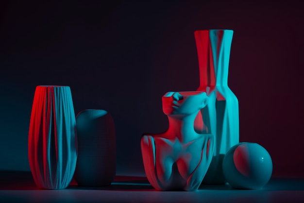 Foto vasos modernos com luz vermelha e azul