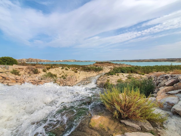 Vega Baja del Segura Embalse o pantano de la Pedrera un lago azul turquesa