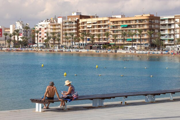 Vega Baja del Segura - Torrevieja - Playa del Cura und die Säulen.