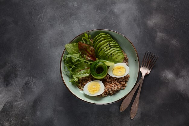 Vegan Buddha Bowl con trigo sarraceno