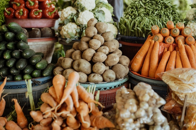 Vegetal no mercado tradicional da Ásia