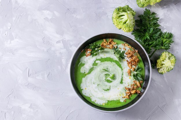 Vegetarische Brokkolisuppe