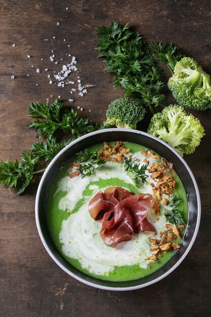 Vegetarische Brokkolisuppe