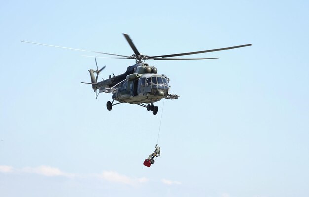 Foto veículo foco aeronave céu avião 1girl dia céu azul hélice nuvem fada kancolle