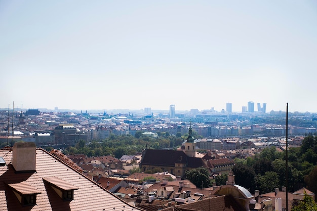 Veja a paisagem urbana e a paisagem da cidade de Praga do castelo de Praga em Praga, República Tcheca