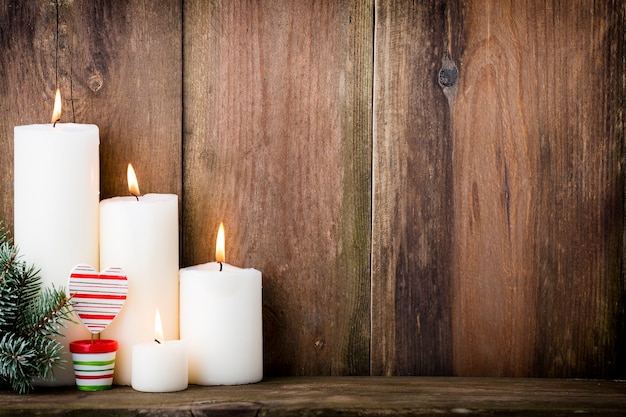 Velas e luzes de natal