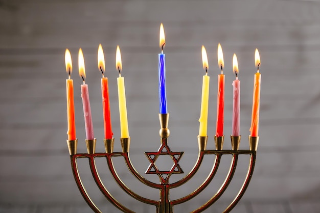 Velas de la menorá de Hanukkah de la estrella de David Hanukkah