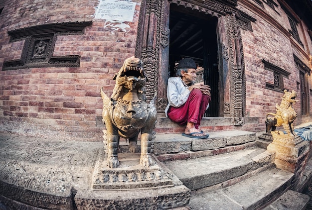 Velho em bhaktapur