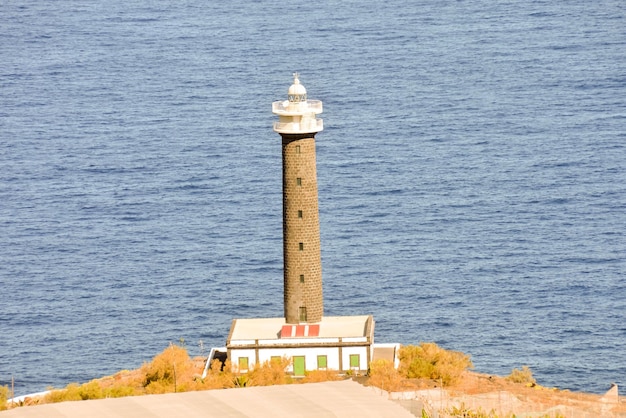 Velho Farol perto do Mar